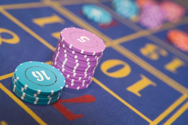 jeboltogel alternatif mobile app interface showing live casino and sportsbook sections